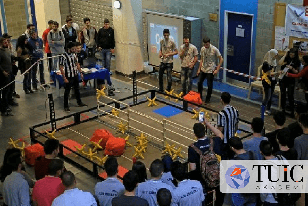 Lübnan’da Mültecilerin Robotları Yarıştı