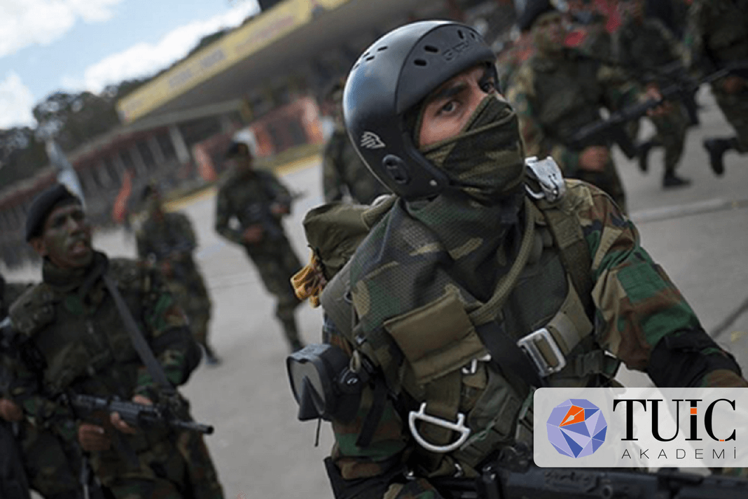 Kolombiya’dan Çekilen Venezuela Askerleri