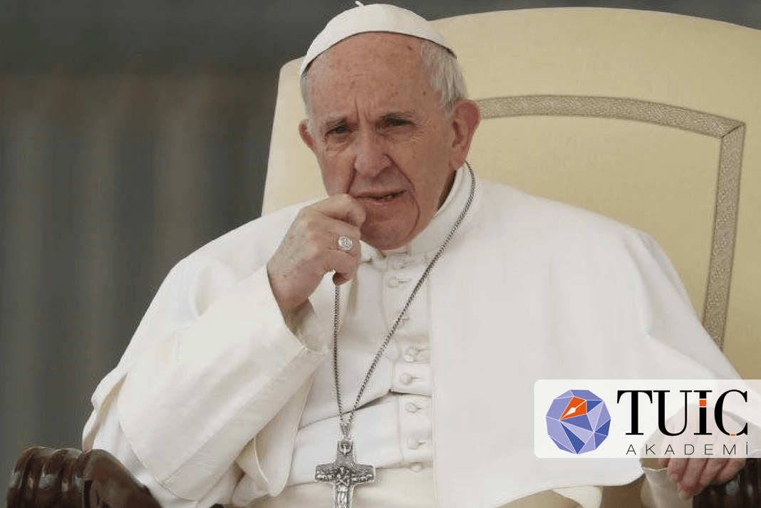 Papa: “Ne Kadar Süre Afgan İnsanları, İnsan Dışı Muameleye Katlanmak Zorunda?”